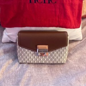 New without tags Carolina Herrera cross body purse